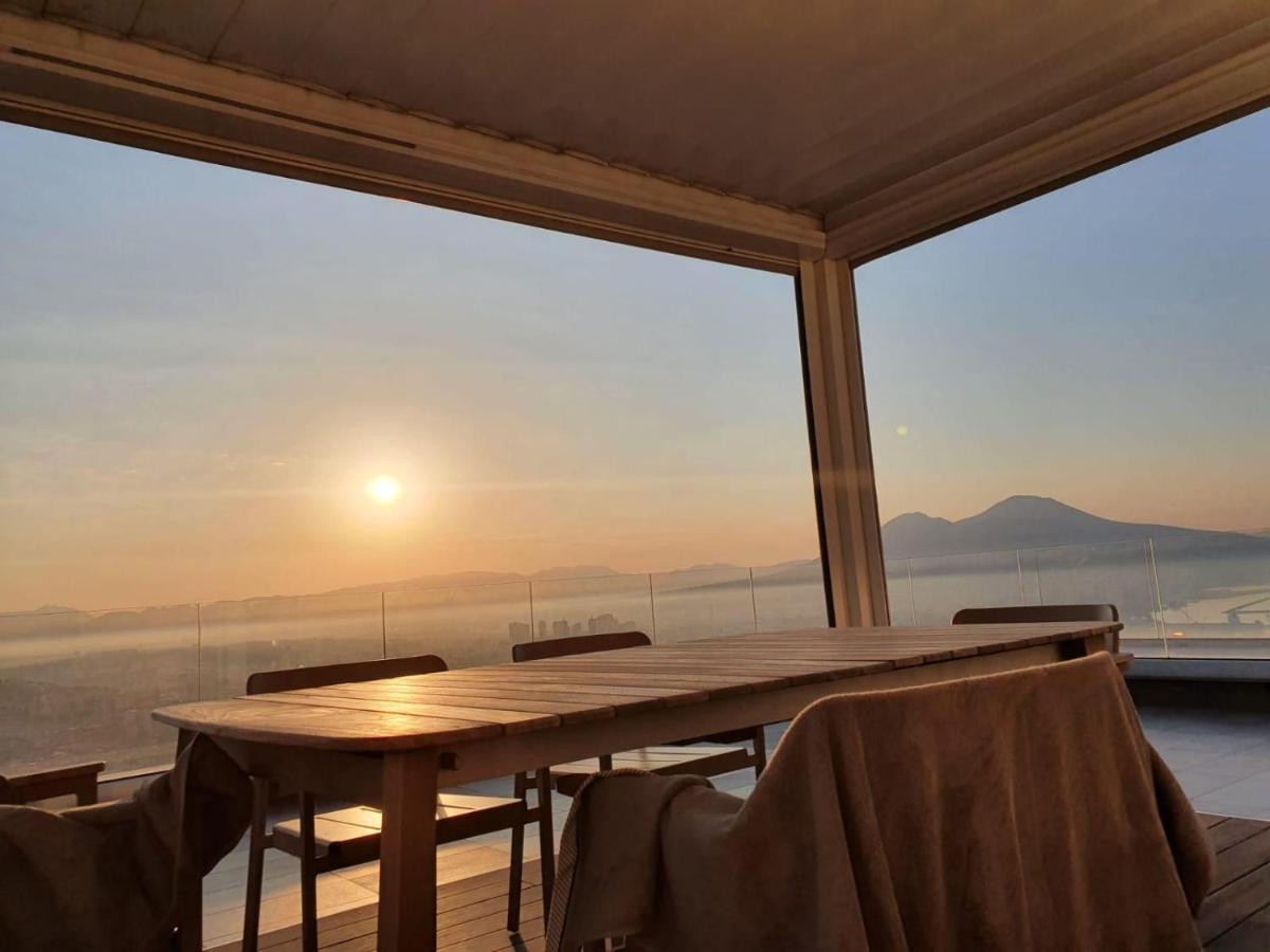 Terrazza Manu - Loft Suspended Over The City-Vomero 那不勒斯 外观 照片